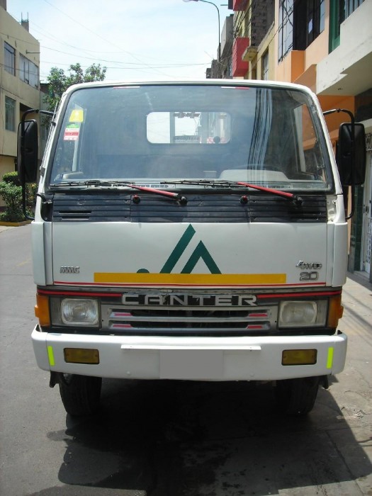 camion-mitsubishi-canter